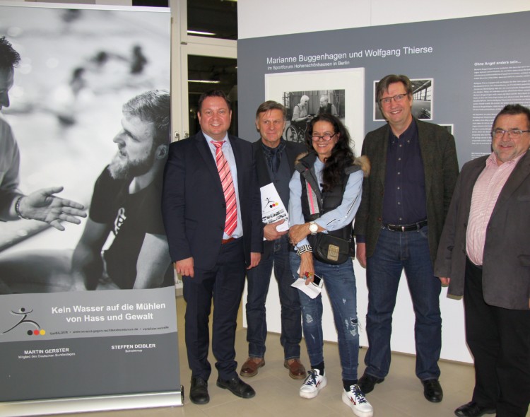 Ausstellung "VorBilder - Sport und Politik vereint gegen Rechtsextremismus"