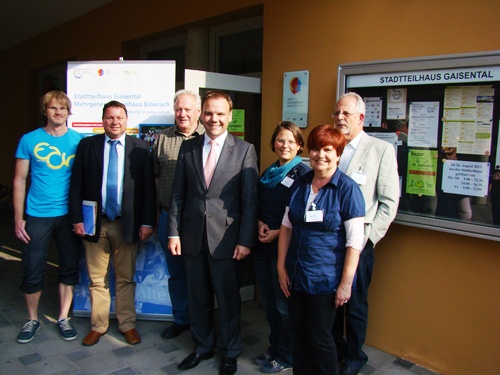 Vor dem Stadtteilhaus Gaisentail (Archiv, 2013)